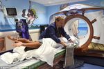 Mengintip CT Scan Bertema Bajak Laut Khusus untuk Anak