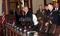 Pertemuan tersebut akan membahas masalah pertahanan dan masalah terorisme.
