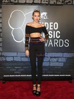 Parade Selebriti di Red Carpet MTV VMA 2013