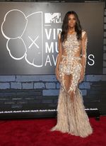 Parade Selebriti di Red Carpet MTV VMA 2013
