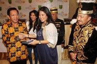 Pengin namanya Arten Mahgali Soeprapto, ujar Marcella.