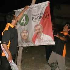Masa Tenang, Atribut Kampanye Pilgub di Pasuruan Dibersihkan