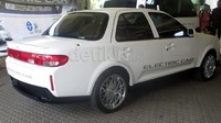 Bagian belakangnya, juga terlihat sedikit modern dimana bemper belakangnya dibuat seperti layaknya mobil sport dan dilaburi warna hitam.Platform mobil ini menggunakan platform sedan Timor. Jadi memang ada sedikit kemiripan.