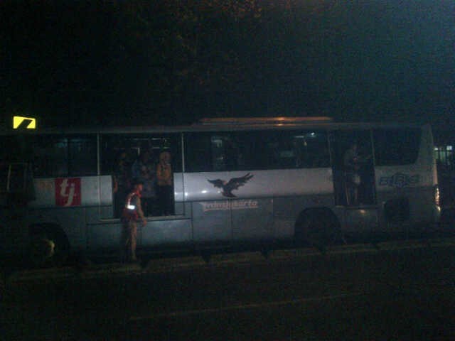 TransJ Mogok di Warung Buncit, Penumpang Bus Dievakuasi