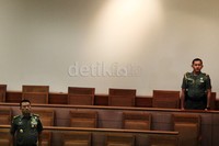 Komisi I menyetujui Moeldoko sebagai Panglima TNI baru setelah dinyatakan lulus uji kepatutan dan kelayakan yang digelar Komisi I DPR beberapa waktu lalu.