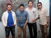 Saat ini, band yang terbentuk 18 tahun silam itu sedang dalam persiapan menggelar konser tunggalnya. Gus Mun/detikHOT.