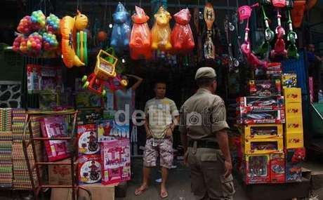 PKL Pasar Gembrong Enggan Direlokasi, Ahok: Tidak Usah Dipaksa