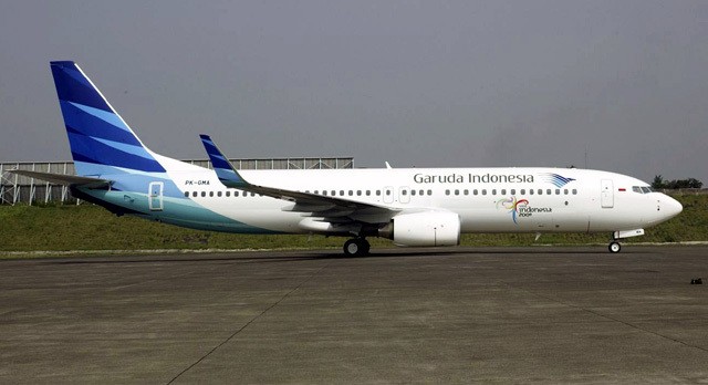 Padang Hujan Deras, Garuda Mendarat di Pekanbaru