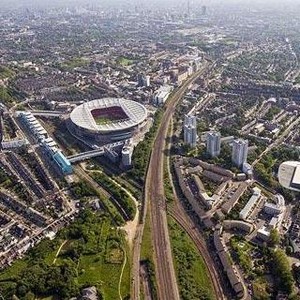 Kisah Perebutan Stasiun Kereta yang Menyulut Permusuhan Spurs-Arsenal