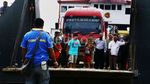 Menuju Pulau Samosir dari Pelabuhan Parapat