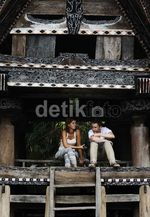 Pulau Samosir Masih Pikat Wisatawan