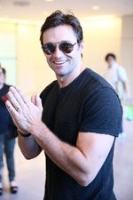 Hugh Jackman Tak Lagi Brewokan