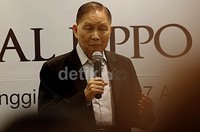 Hadir dalam acara tersebut Chairman Lippo Group Dr. Mochtar Riady.