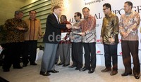 Dana Rp. 1,5 Miliar tersebut dibagikan untuk masing-masing universitas Rp 150 juta.