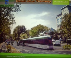 Menunggu Monorail dan Tram di Kota Pahlawan
