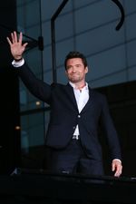 Hugh Jackman Necis di Premiere Wolverine