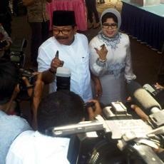 Quick Count LSI: Soekarwo: 48,10%, Khofifah: 38,01%