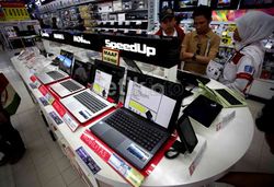 Dolar Naik, Harga Elektronik Ikut Terkerek