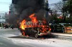 VW Combi Terbakar Usai Isi BBM di Semarang