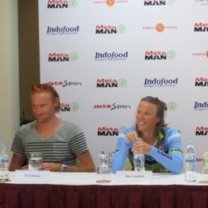 Ironman David Dellow & Gina Crawford Antusias Berkompetisi di MetaMan Bintan