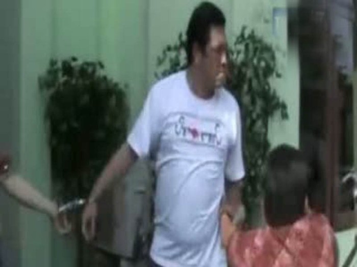 Detik-detik Saat Fredy Budiman Serang Wartawan