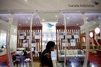 Maskapai pelat merah itu pendapatan operasi Sebesar US$ 1,725 miliar (Rp 17 triliun) sepanjang semester pertama tahun ini, meningkat 14,1% dibanding periode yang sama pada tahun sebelumnya, yaitu sebesar US$ 1,511 miliar.
