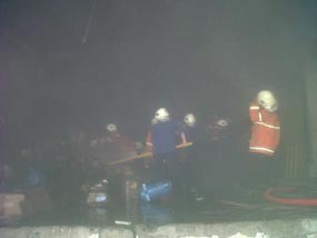 Gudang Alat Teknik di Margomulyo Terbakar