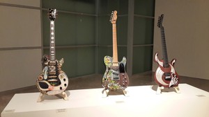 Seniman Putu Sutawijaya, Takut Merusak Gitar Dewa Budjana