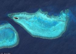 Keindahan Pemandangan Pulau dari Luar Angkasa