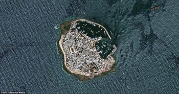 Pulau Akimiski di Kanada yan terlihat penuh dengan tempat tinggal. (kredit foto: barcroft media)