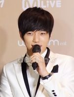 Keakraban Infinite di Jumpa Pers Jakarta