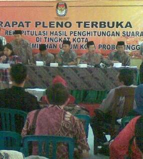 Pilwali Probolinggo, Perolehan Suara Sementara Istri Walikota Memimpin