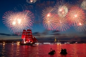 Nuansa Unik White Nights St. Petersburg di Musim Panas