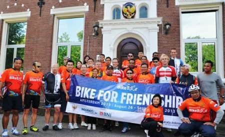 Bike for Friendship: Perkokoh Hubungan Indonesia-Belanda