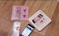 Gaya Girly Hello Kitty di HTC Butterfly S
