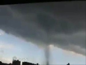Ini Dia, Tornado Penghancur Kota Pinggiran Tokyo