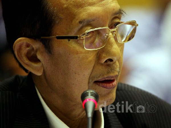 Komisi III Raker dengan KPK dan Polri