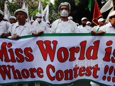 Massa FUI Tolak Miss World