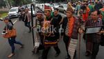Danau Toba Dirusak, Kalpataru Dikembalikan