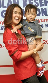 Nirina dan Elzo. Noel/detikHOT.