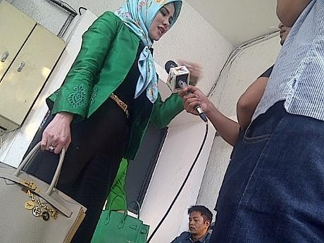 Tenteng Tas Hermes, Angel Lelga: Saya Tak Mau ke Dapil Pakai Daster