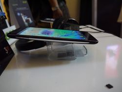 Liquid S1  Phablet Pertama Acer Hadir di Indonesia