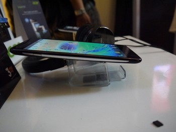 Liquid S1 memiliki bodi bongsor dan layar sebesar 5,7 inch.