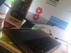 Aspire R7, Notebook Hybrid ala Startrek