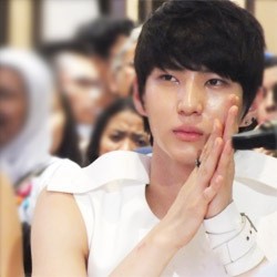 Leo VIXX Juga Cedera di Idol Athletics Championship