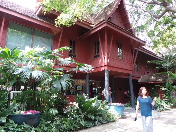 Rumah Antik dengan Kisah Misterius di Bangkok