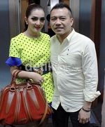 Dress Ngejreng Polkadot Ashanty
