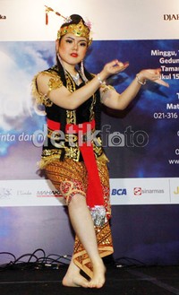 Oh my God, tari Jawa itu indah banget dan itu punya kita sendiri, sambungnya.