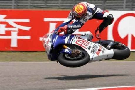 Cedera Bahu dan Teknologi Airbag Baju Balap MotoGP