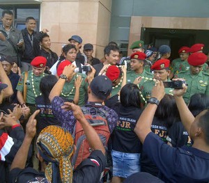 5 Ragam Ekspresi Masyarakat Yogya Dukung Serda Ucok Cs